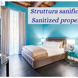 ** בית הארחה The French By Oneup Hospitality איטליה